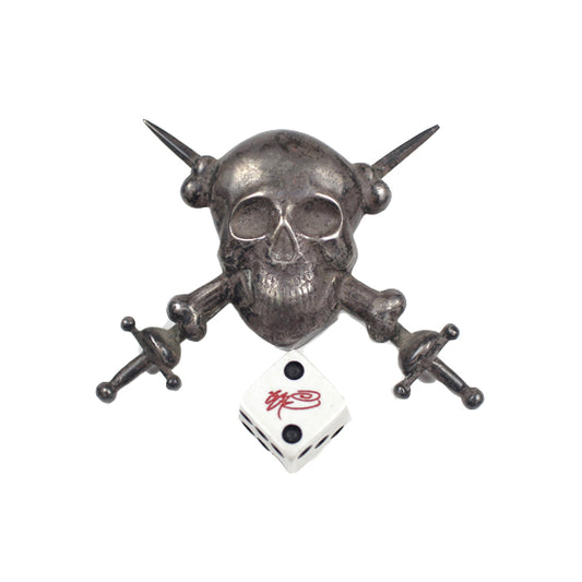 Silver Italian WWII Insignia Pin with closure